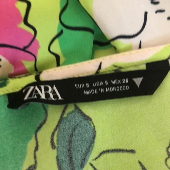 Zara | Floral Cropped Wrap Top, Size S - Picture 6 of 7